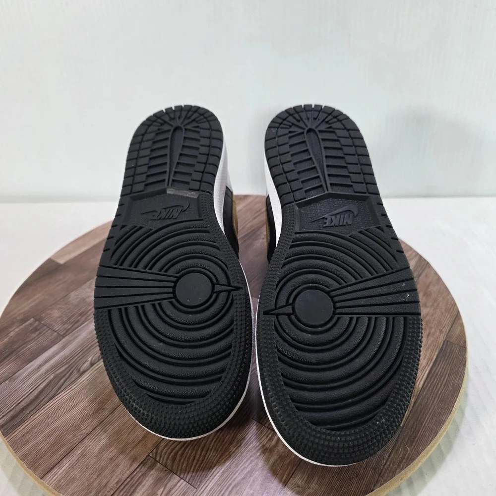 Nike Air Jordan 1 Low Gold Swoosh GS - Kids Size 5.5Y/Womens 7 White Black Gold - Picture 10 of 11